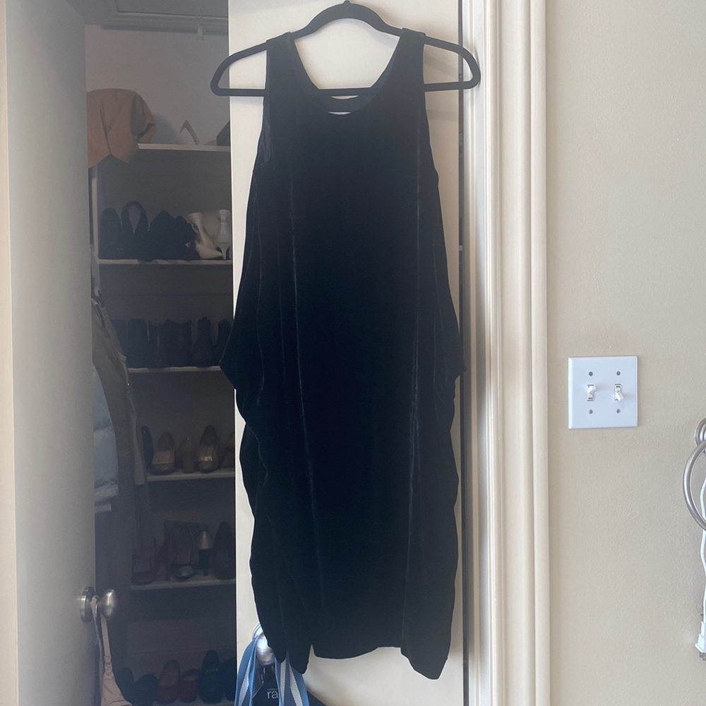 NWT Lanvin Black Velvet Dress Size 36